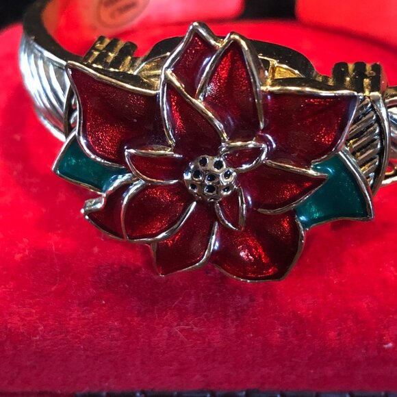 -Pretty Poinsettia Cuff Watch Plus Pierced Earrings - Picture 5 of 6